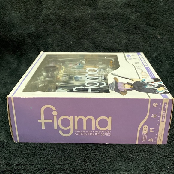 Yuki Nagato Evil Witch figma
015 The Melancholy of Haruhi
Suzumiya Action Figure - Picture 6 of 16